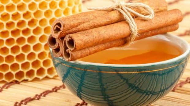 هل يضعف بتناول العسل والقرفة؟ علاج عظيم لانقاص وزنه!