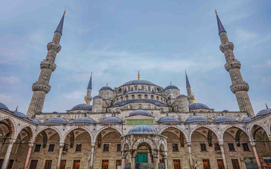 تاريخ المسجد الأزرق