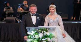 أقام المتنافسان السابقان على قيد الحياة ، إسماعيل بلابان وإيلايدا شيكر ، حفل زفاف في أنطاليا.