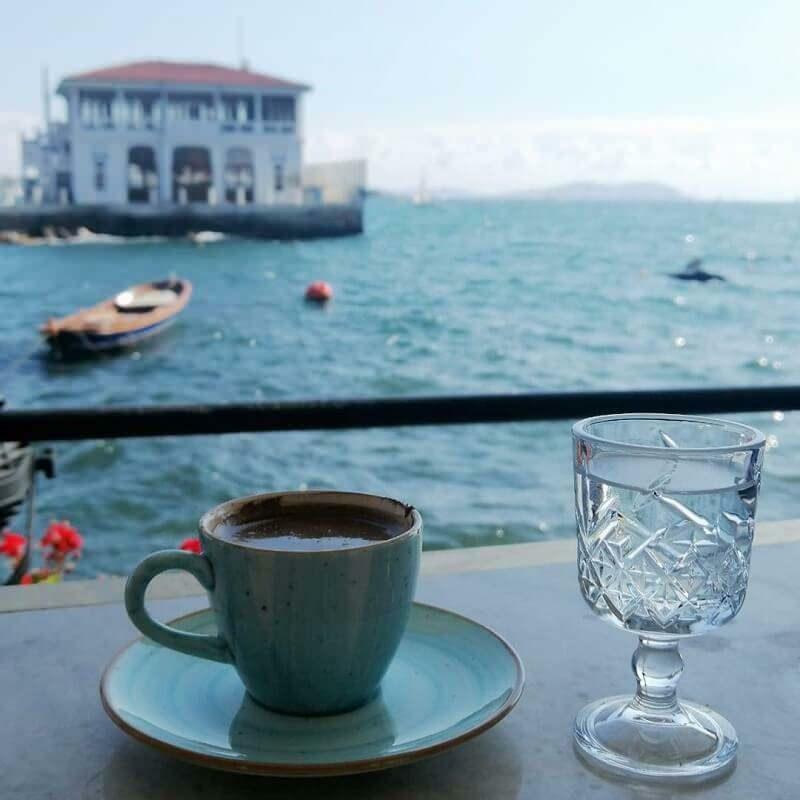 الاستمتاع بحدائق قهوة جاربو التركية 