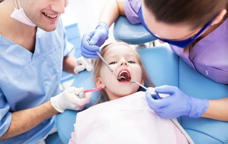 مقترحات للخوف من طبيب الأسنان عند الأطفال