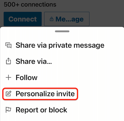 ملف تعريف LinkedIn المحمول المزيد... القائمة مع تمييز خيار "تخصيص الدعوة"