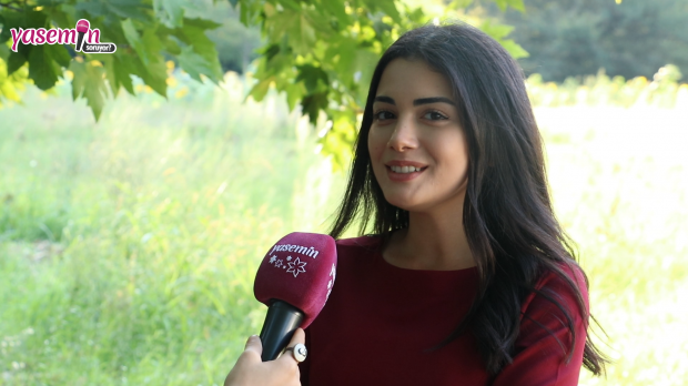 أخبر Özge Yağız ريحان من سلسلة اليمين! تعرف على من تتم مقارنة الممثلة الشابة ...