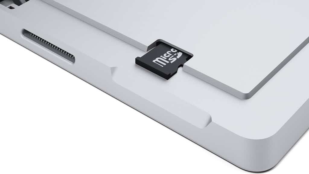 أضف مساحة تخزين إلى Microsoft Surface RT باستخدام بطاقة MicroSD