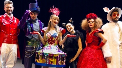 سيريناي ساريكايا على المسرح! بدأت أغنية Alice Musical موسمها الجديد