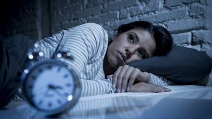 ما هي أضرار النوم غير الكافي؟ ماذا يحدث إذا لم ننام لمدة يوم؟