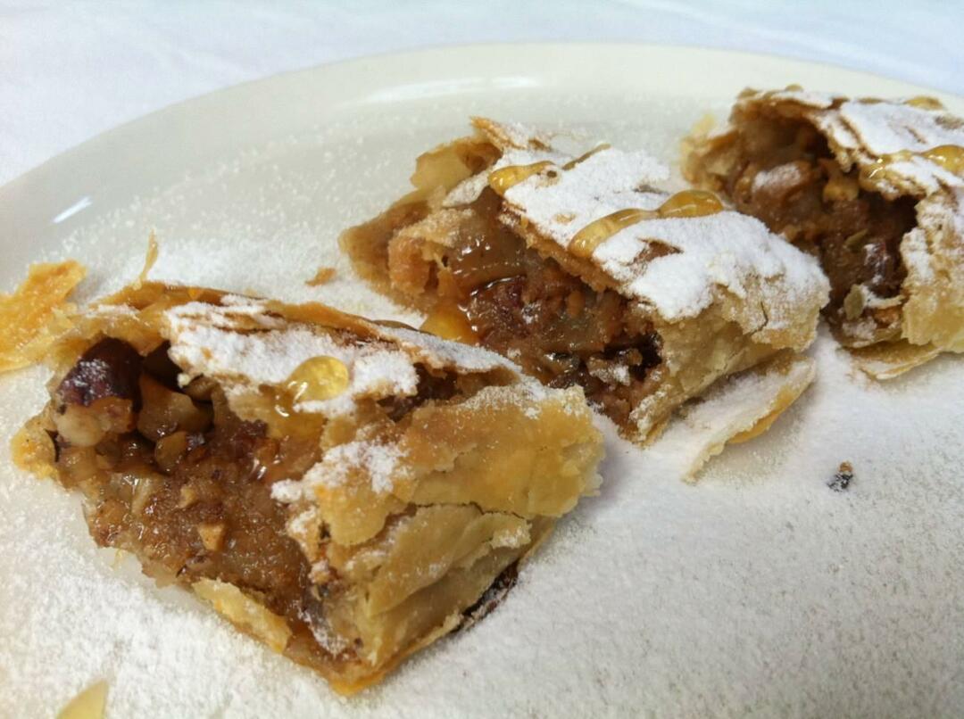 من أي فيلم MasterChef apple strudel؟ كيف تصنع Apple Strudel؟