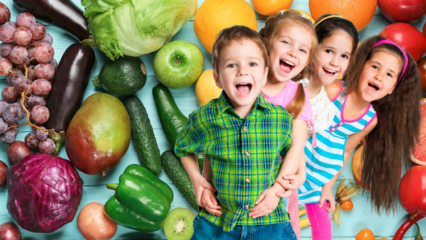 ما الذي يجب فعله للطفل الذي لا يحب الخضروات ويأكلها؟ لتغذية الطفل بالسبانخ ...