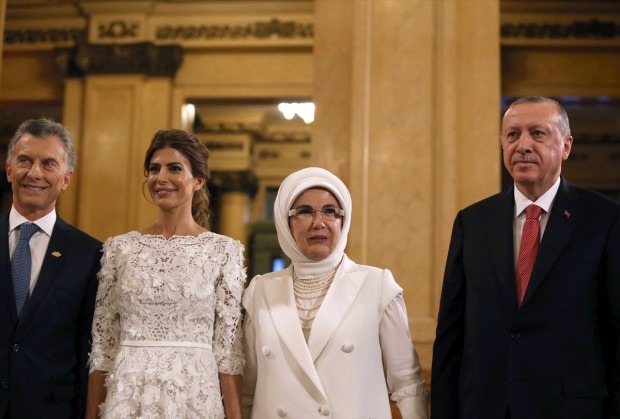 رحبت السيدة الأولى أردوغان في قمة مجموعة الارجنتين
