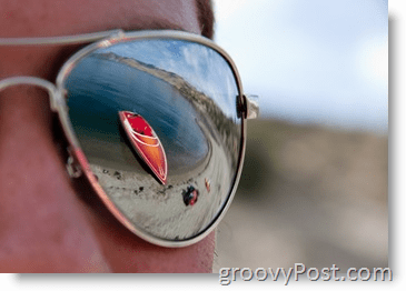 صورة فوتوغرافية - مثال الفتحة - نظارة شمسية ذات انعكاس Skiboat أحمر